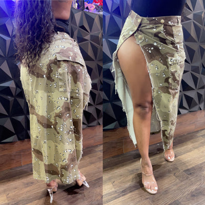 HANDS OFF FATIGUE LONG SKIRT